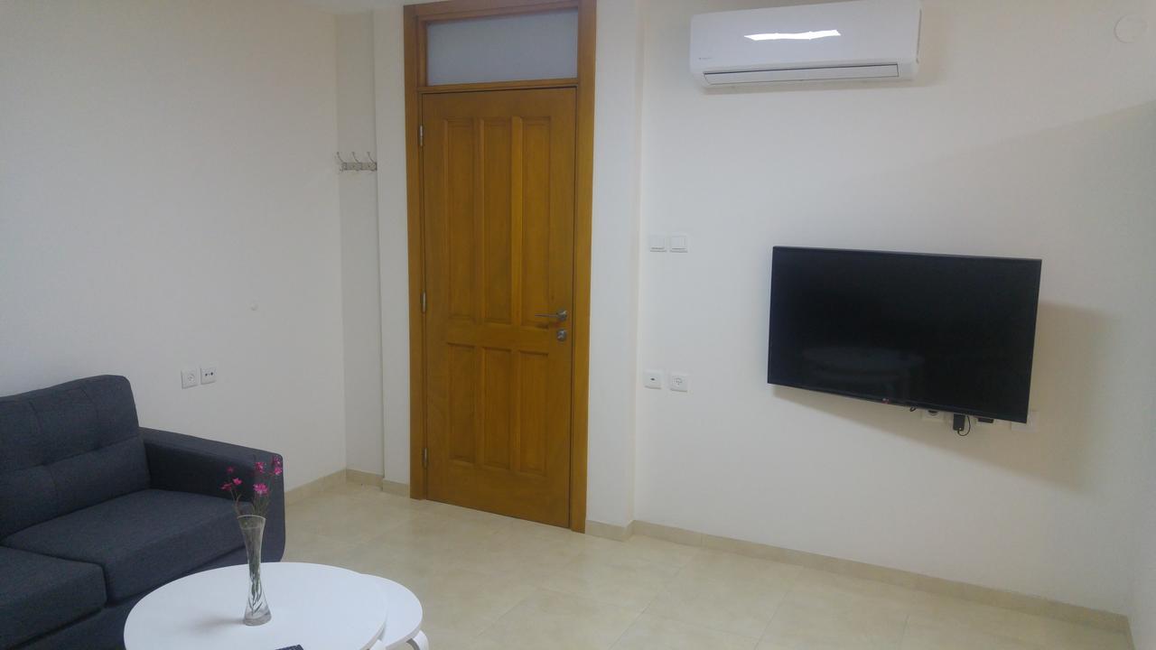 Sabba'S Apartment Кефар Сава Екстериор снимка